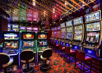 Casino Pin Up