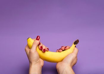 Guiding Adolescents: Educating Teens on Relationship and Intimacy