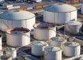 Advanced Oil Trading in a Dynamic Market