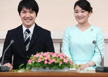 Princess Mako says Goodbye to Family and Royal status, marries Commoner
