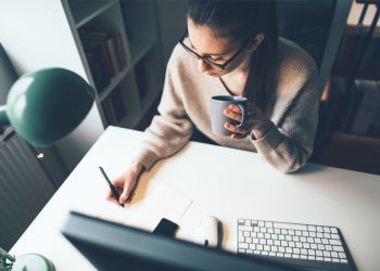 How the Philosophy of Slackers Helps Workaholics