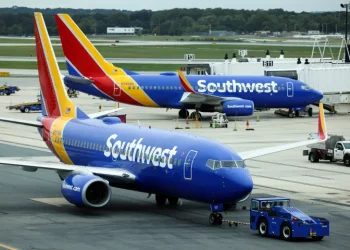 Passenger Removes Clothes and Paces Aisle, Causing Mid-Air Mayhem on Flight