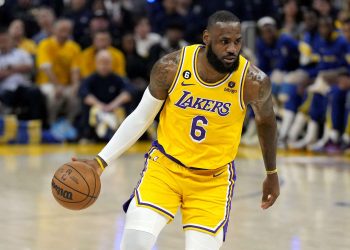 LeBron James Emphasizes Team Unity: "Everybody is Key"