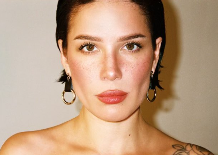 halsey claps back to critics