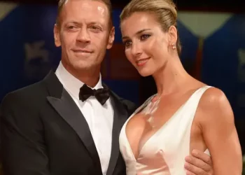 Rocco Siffredi Stars in Italian Drama "Blue": Exploring Erotic Social Media