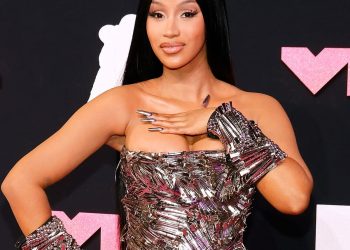 Cardi B x post